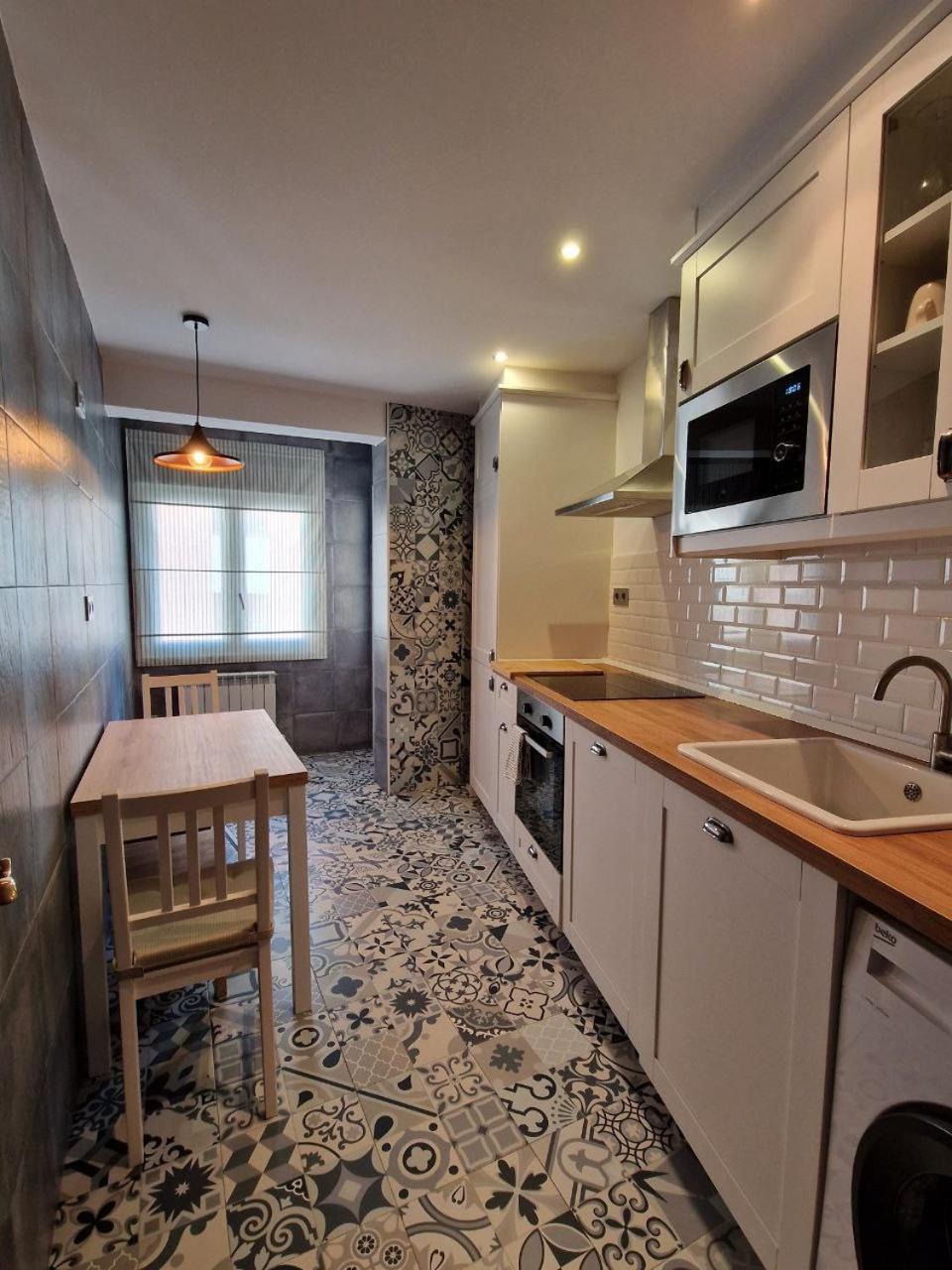 El Rinconin De Pumarin Apartment